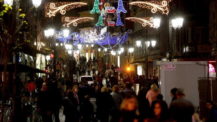 Encendido de las luces de Navidad en Avilés