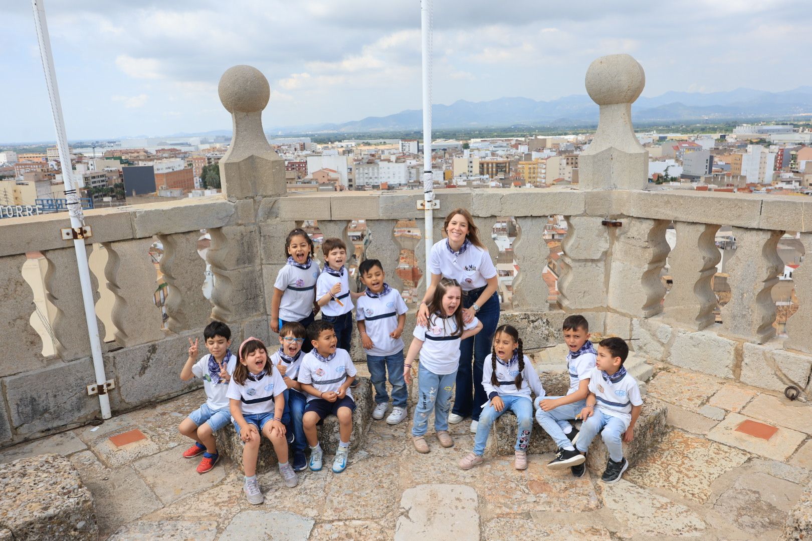 FOTOGALERIA I Les imatges de l'exitosa pujada al campanar de l'arxiprestal de Vila-real