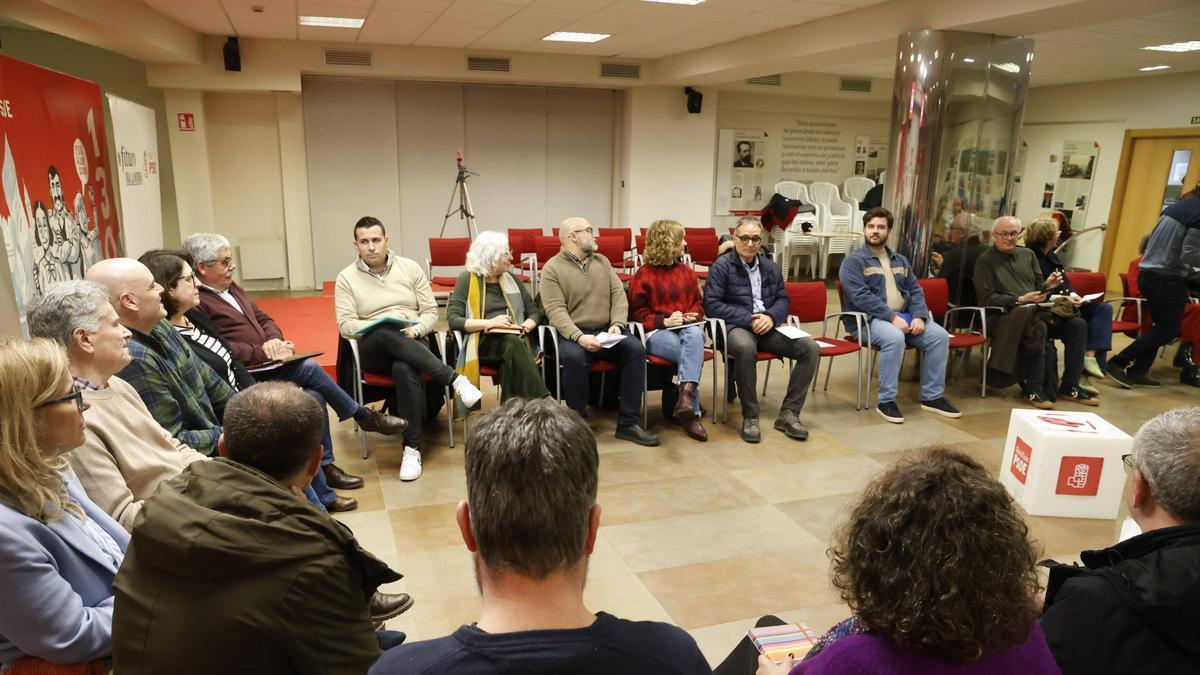 Integrantes de la ejecutiva del PSOE de Gijón en una de sus últimas citas.