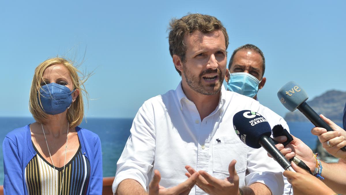 Pablo Casado, durante su visita a Canarias, donde realizó las declaraciones citando a Armengol sobre la ley de pandemias.