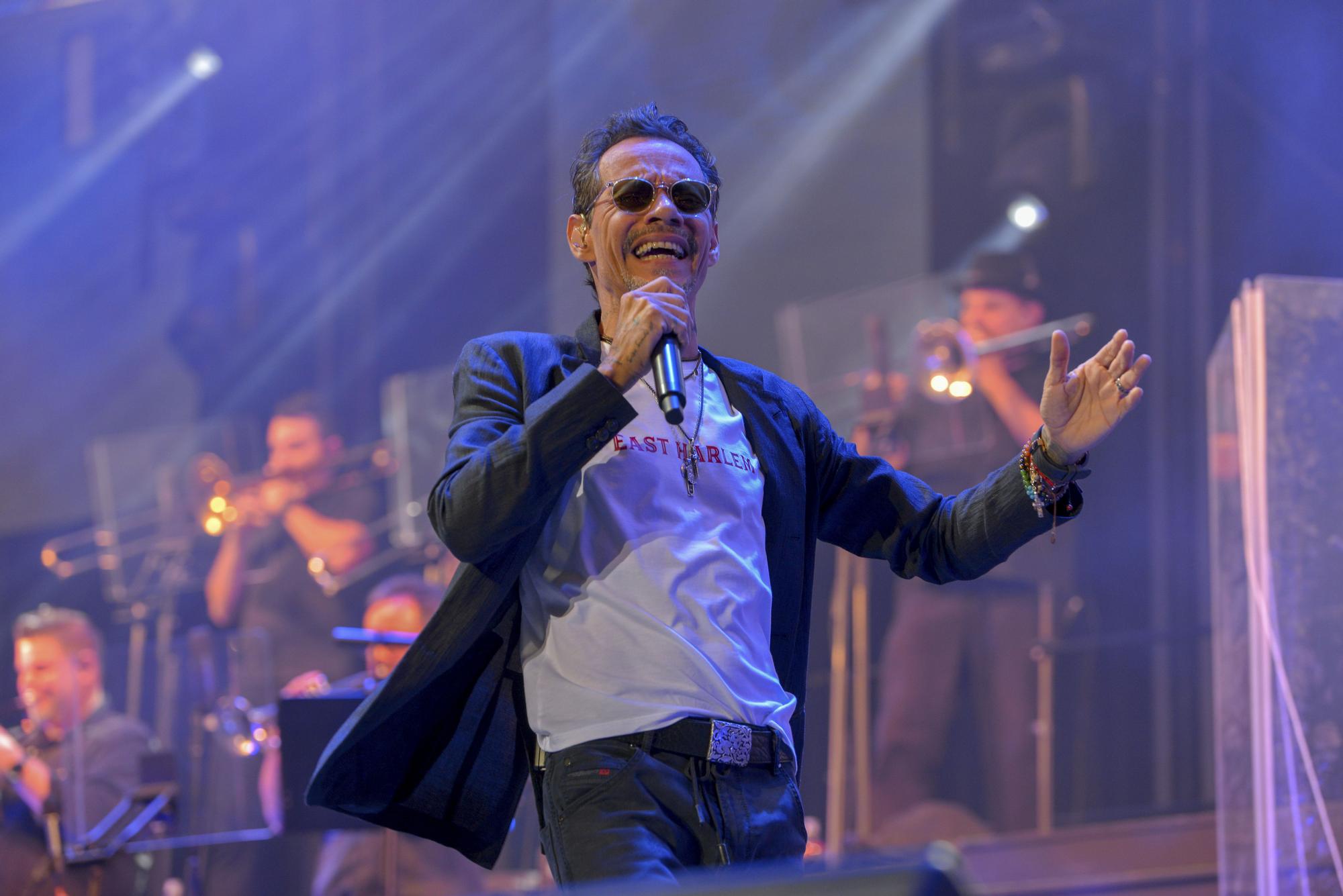 El concierto de Marc Anthony en el Marenostrum Fuengirola, en imágenes