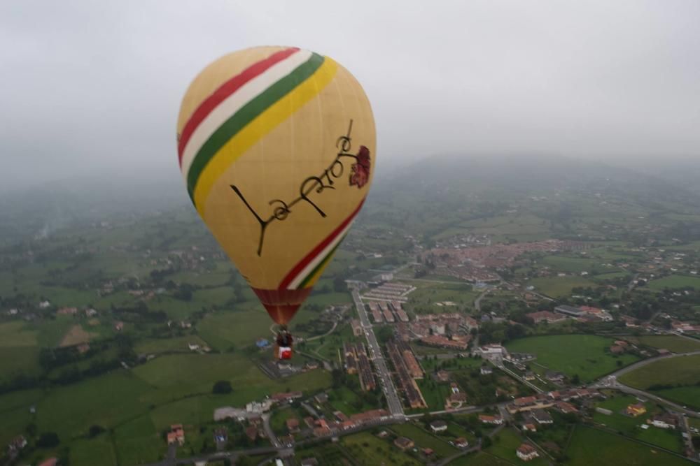 Regata de globos en Gijón