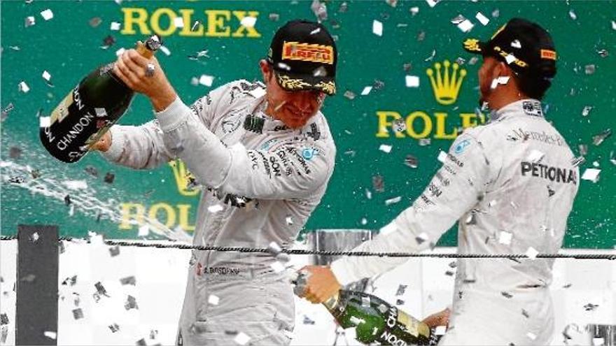 Hamilton guanya i es disputarà el títol amb Nico Rosberg a Abu Dhabi
