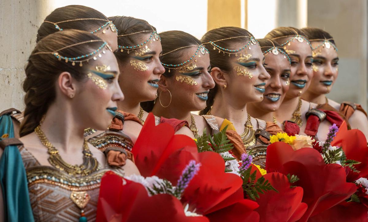 Los Moros y Cristianos honran a la Patrona de Elche Los Moros y Cristianos honran a la Patrona de Elche