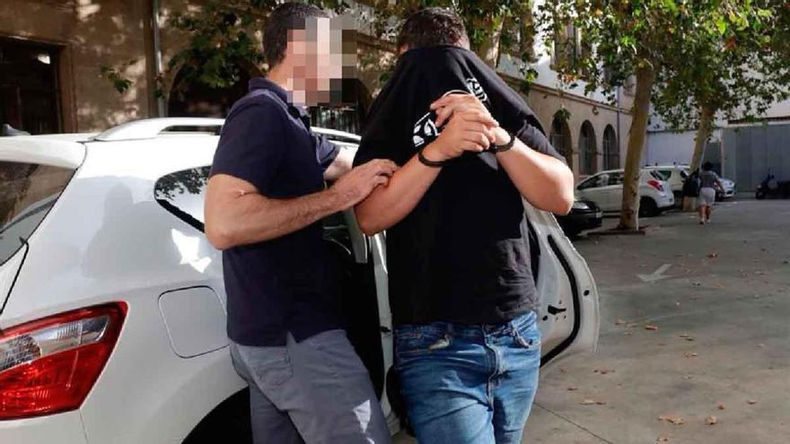 El conductor que atropelló a una mujer en Palma de Mallorca y se dio a la fuga, libre tras aclarar que su semáforo estaba verde