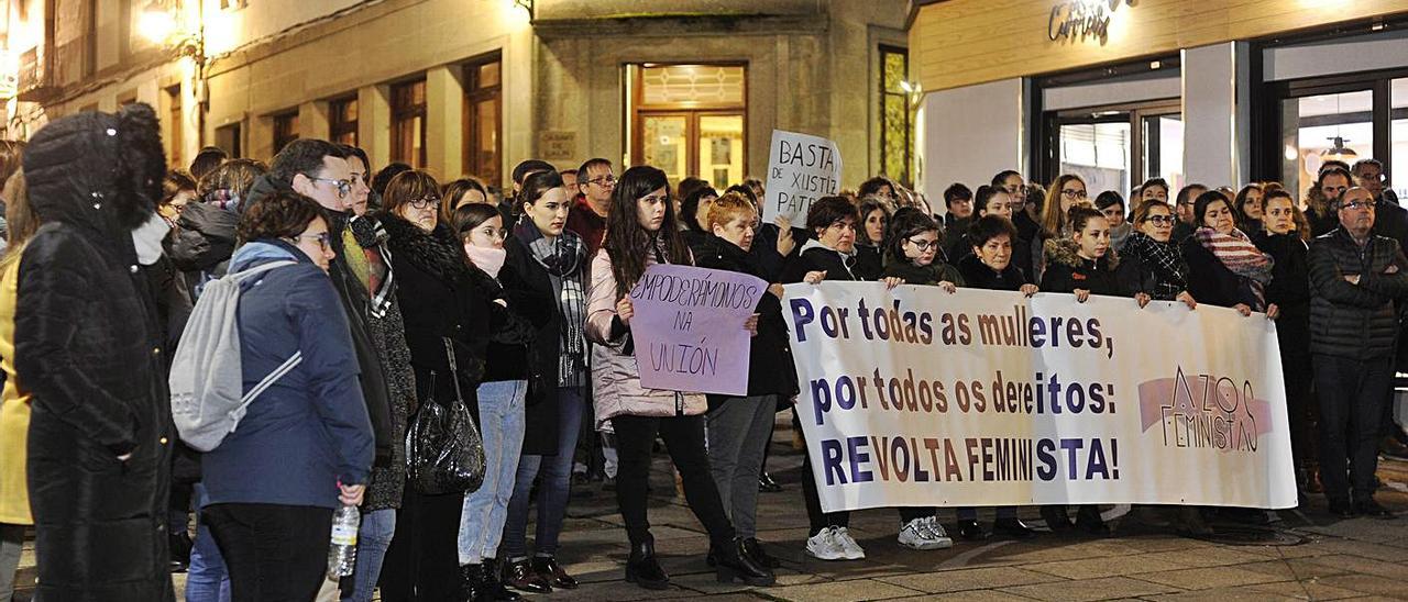 Concentración de Azos Feministas, en 2019, por el Día contra la Violencia de Género. | // BERNABÉ/JAVIER LALÍN