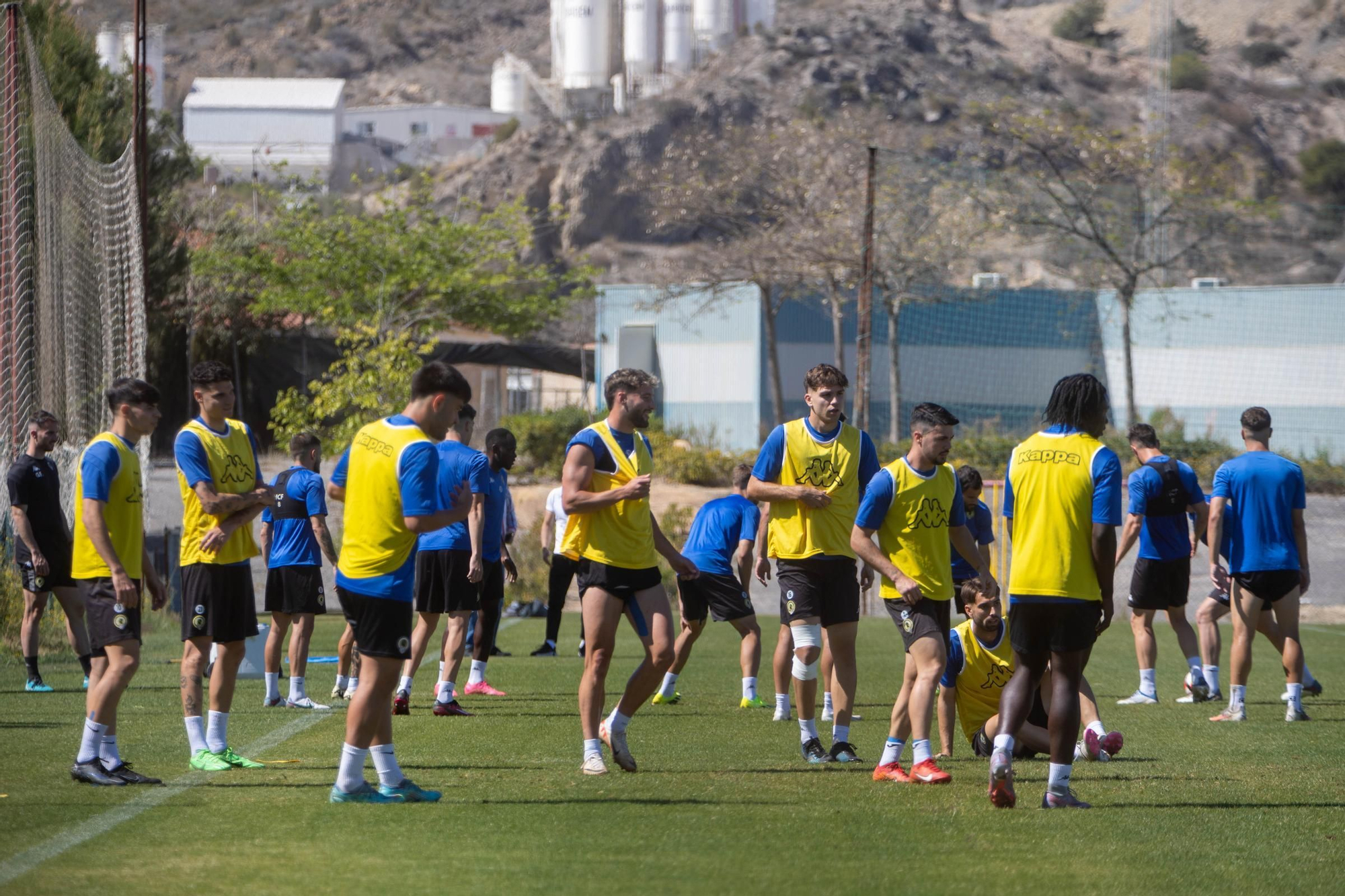 Último entrenamiento del Hércules antes de su decisivo partido por el ascenso