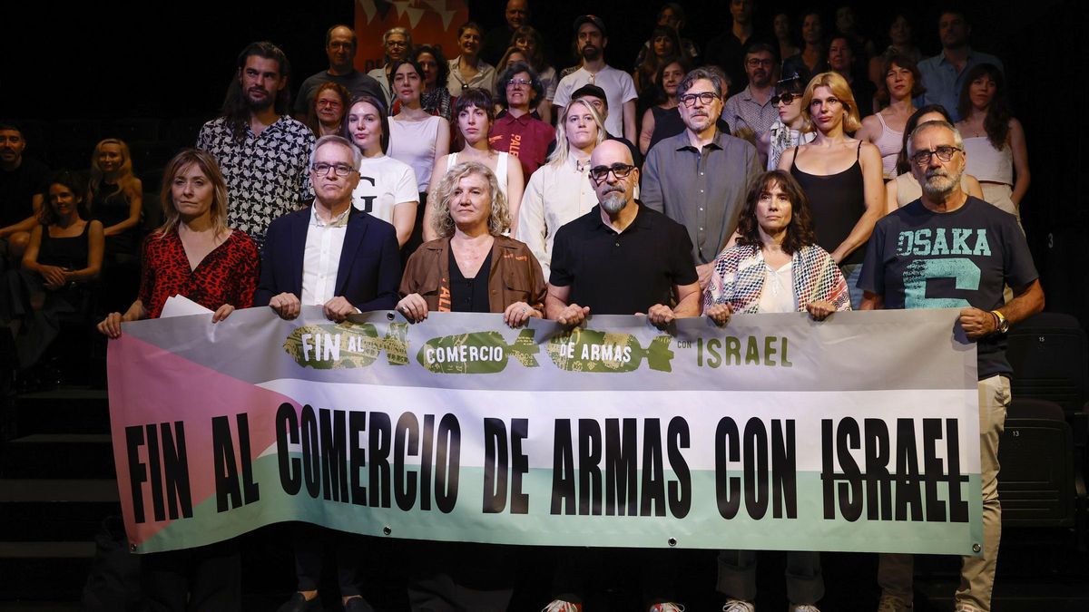 Nathalie Poza, Guillermo Solana, Luis Tosar y Ana Wagener, entre otros, en el Teatro del Barrio.