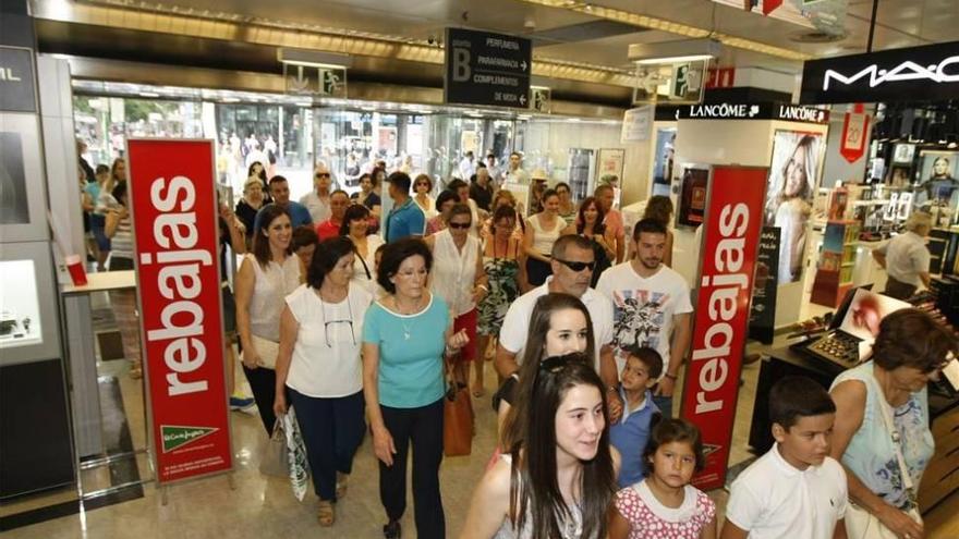 Los precios suben por quinto mes en Córdoba pese a las rebajas del textil y el calzado