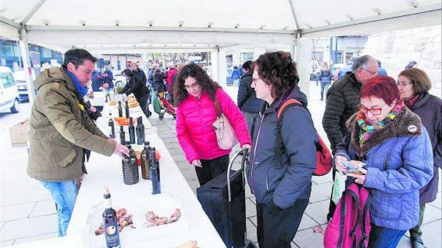 Presentació de productes al centre de Girona, en una imatge d’arxiu. MARC MARTÍ