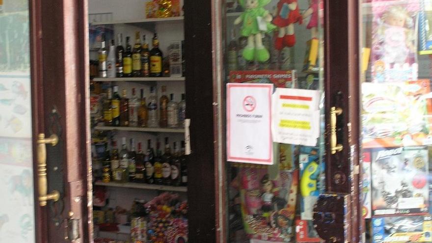 Denuncian a un establecimiento de La Rambla por vender alcohol a menores