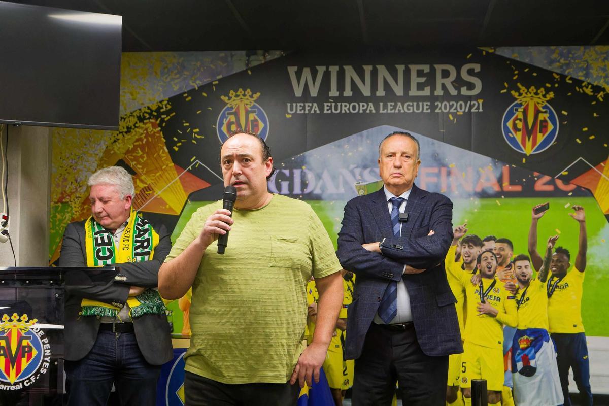 Galería | El Villarreal realiza el tradicional brindis por la permanencia