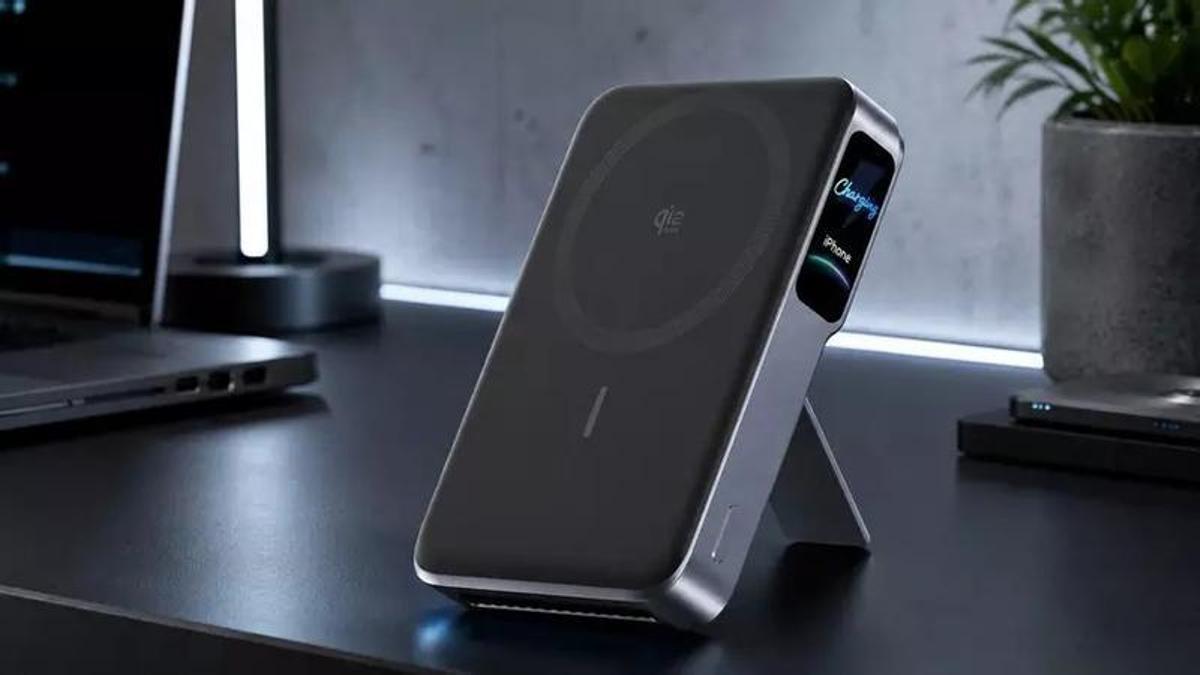 Anker MagGo Power Bank 2 Pro.