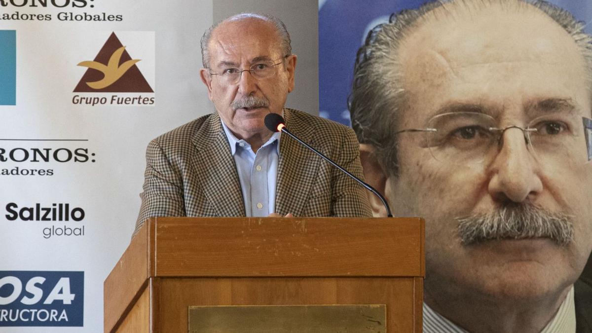 El expresidente de la constructora Sacyr, Luis del Rivero, este martes en Murcia. | MARCIAL GUILLÉN/EFE