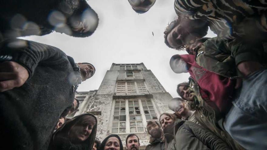 Algunos de los convocantes de la Asemblea pola Unidade, en Massó.