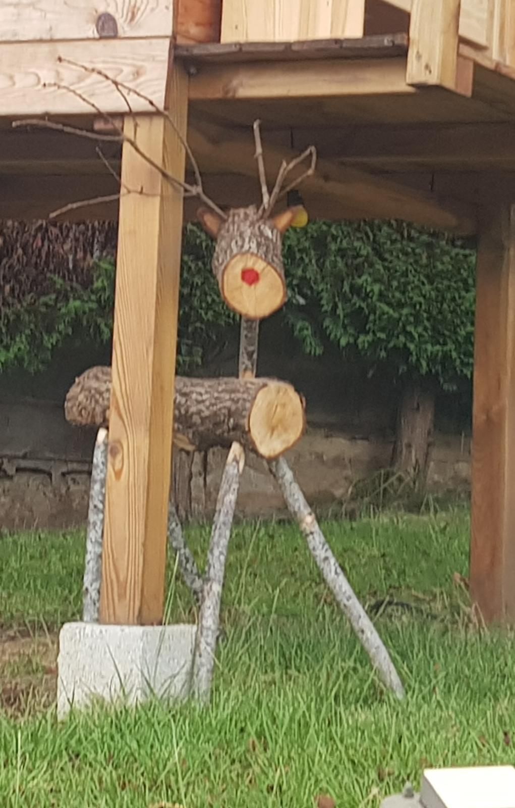 Propuestas navideñas que salen de la leñera.