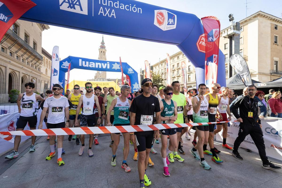 En imágenes | La Carrera Ponle Freno llena las calles del centro de Zaragoza