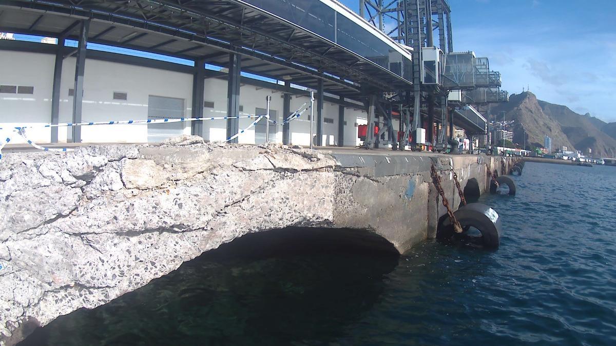 Zona del muelle de Ribera, en Santa Cruz, en la que se produjo el impacto del buque Marie Curie.