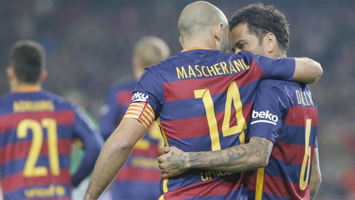 Alves mantiene una buena amistad con Mascherano