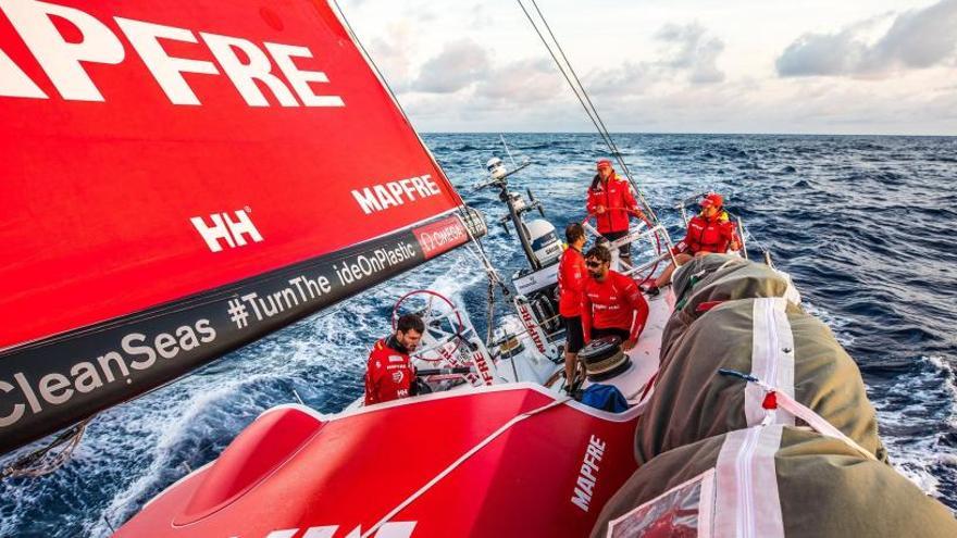 Las algas de los Sargazos ponen a prueba la pericia del Mapfre