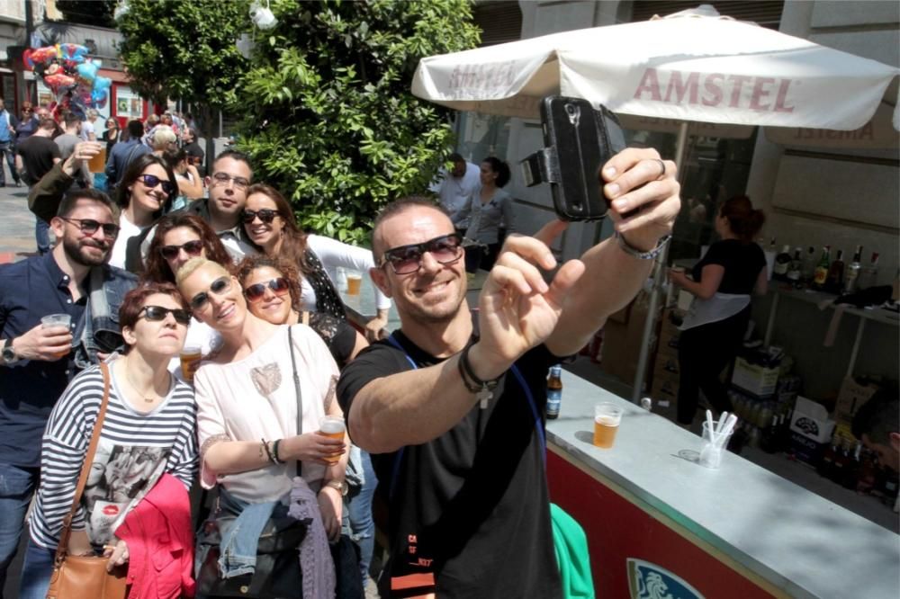 Gran ambiente en al Fiesta de las Cruces de Mayo en Cartagena