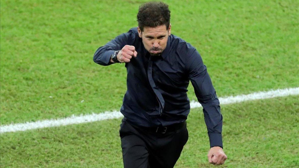 Simeone, eufórico tras ganar la semifinal de la Supercopa