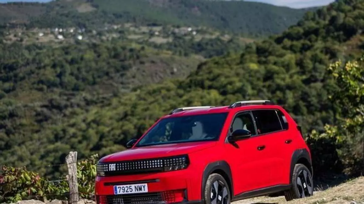 Un Fiat Grande Panda para cada conducor, de eléctrico a gasolina, a partir de 18.000 euros