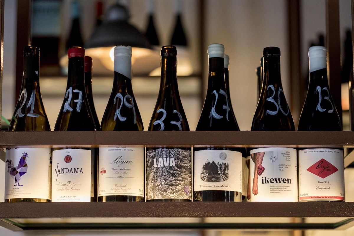 Algunos vinos presentes en la carta