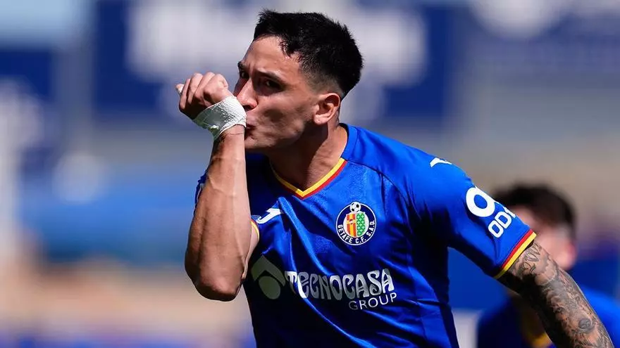 Satriano marca a bocajarro y sentencia el duelo para el Getafe