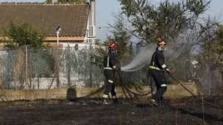 Méntrida amanece en calma tras el incendio: "Tenemos tan seco el campo que el fuego se extendió muy rápido"