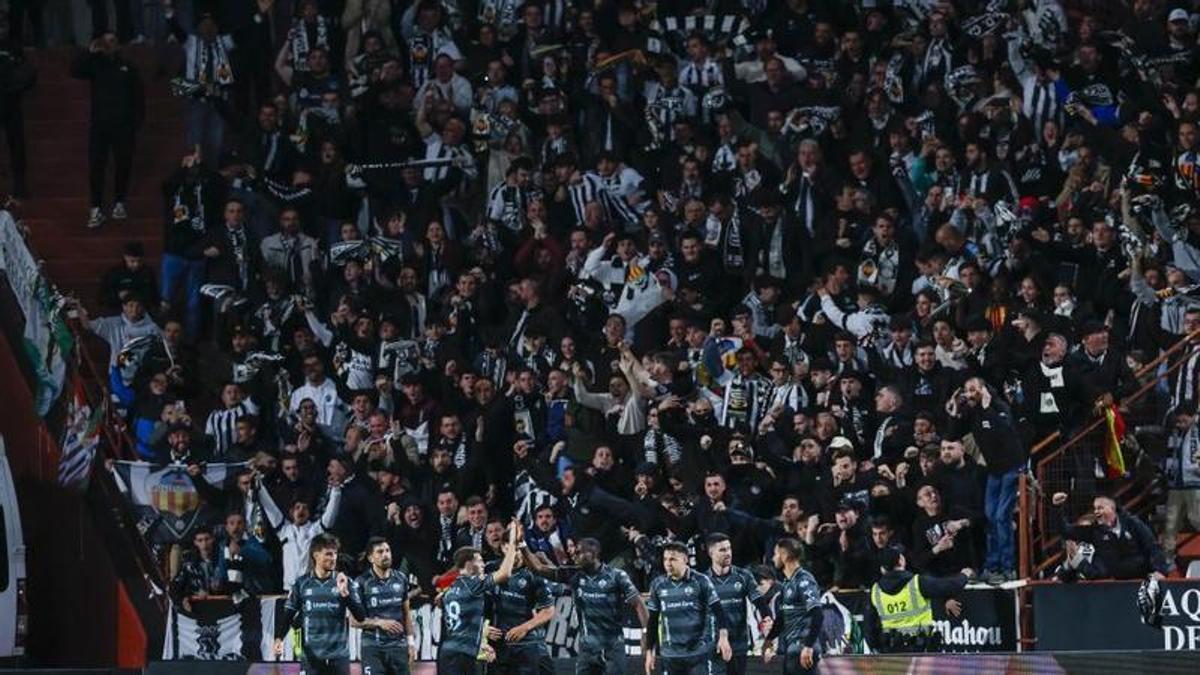 Galería: Búscate en el gran desplazamiento de la afición del Castellón a Albacete