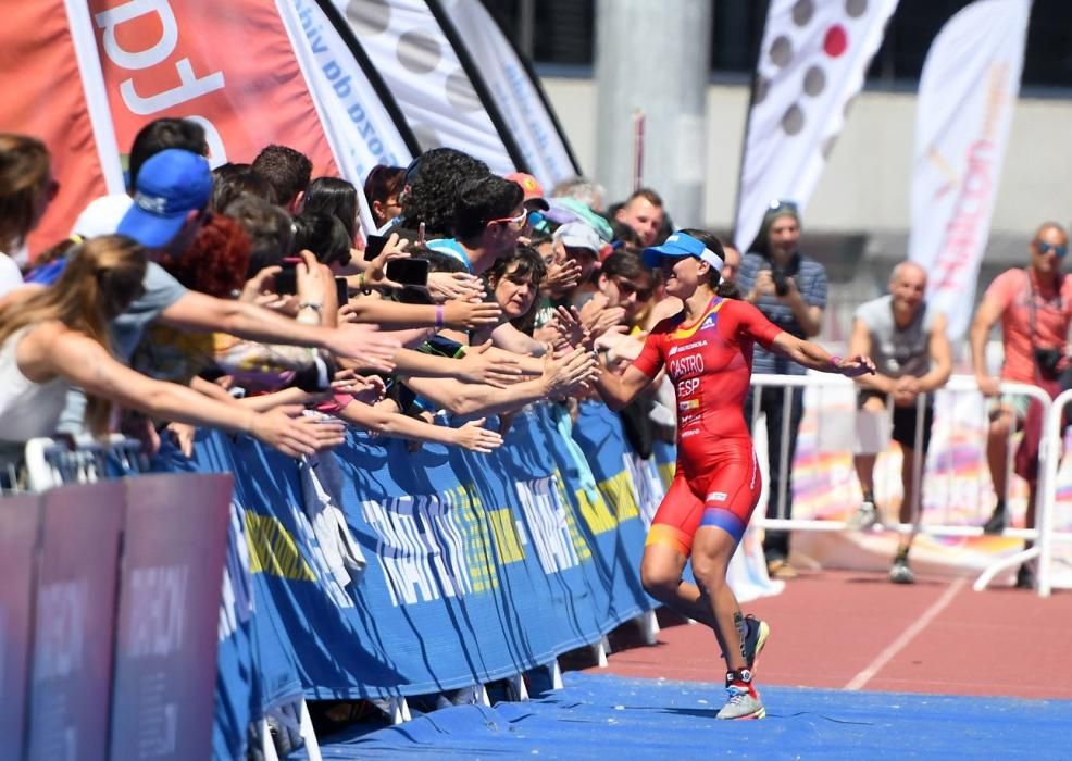 El Mundial de Triatlón en Pontevedra, la fiesta del deporte. // G. Santos