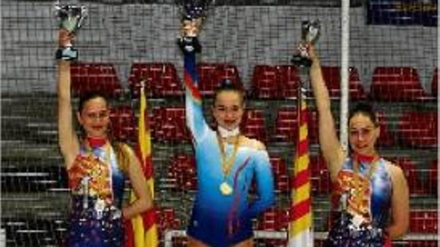 Laia Bou, campiona catalana de patinatge artístic per cinquè cop