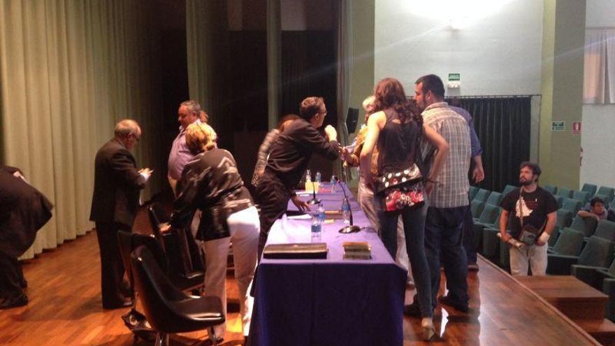 Momento en el que la asamblea ha quedado suspendida