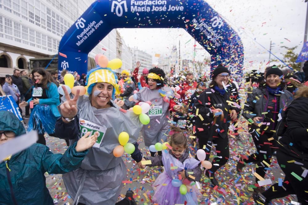 Más de 9.000 personas participan en la sexta Carrera ENKI en A Coruña.