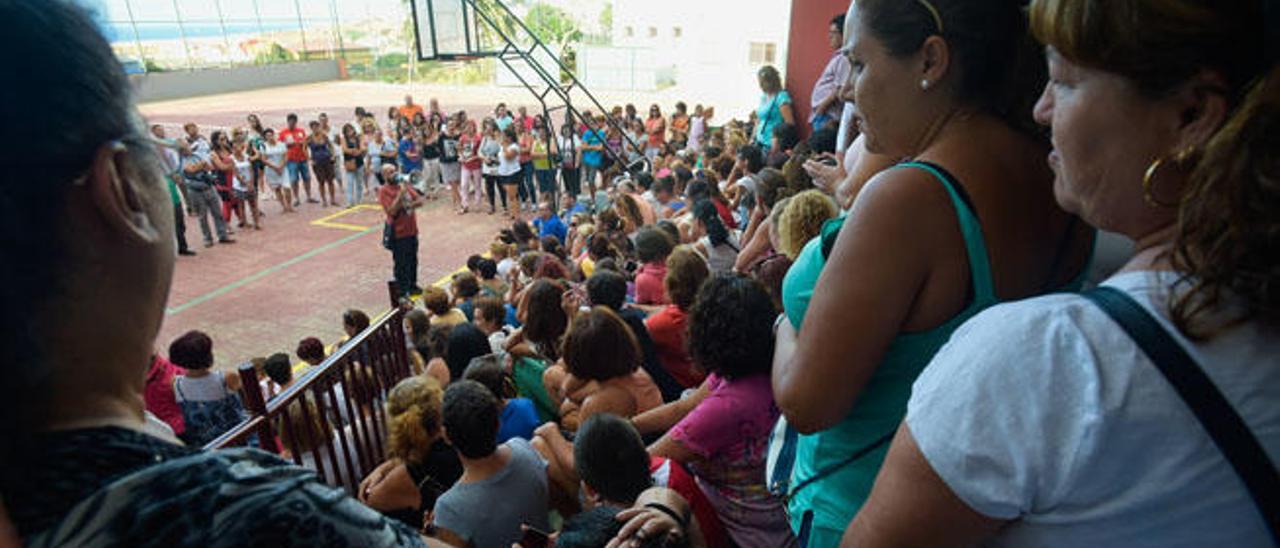 Casi 900 alumnos del instituto Roque Amagro se quedan sin inicio del curso