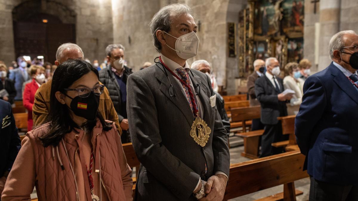 El presidente de la Hermandad, Josué Crespo, en la eucaristía.