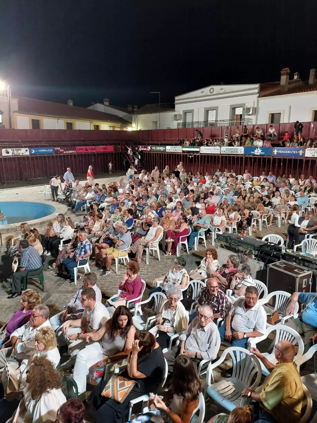 Huertas incluye en sus fiestas un tributo a Manuel Carrasco y magia