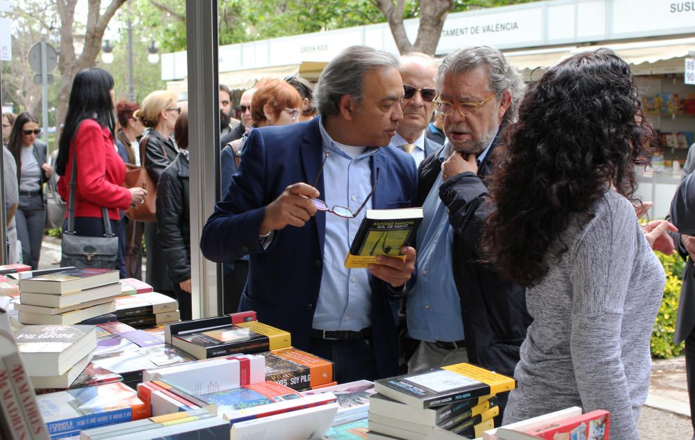 Un paseo por la 52ª Fira del Llibre de València