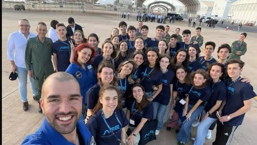 Elena Bahamonde, zamorana en el programa 'Astronauta por un Día': “La primera sensación cuando probé la gravedad 0 no la voy a olvidar nunca"
