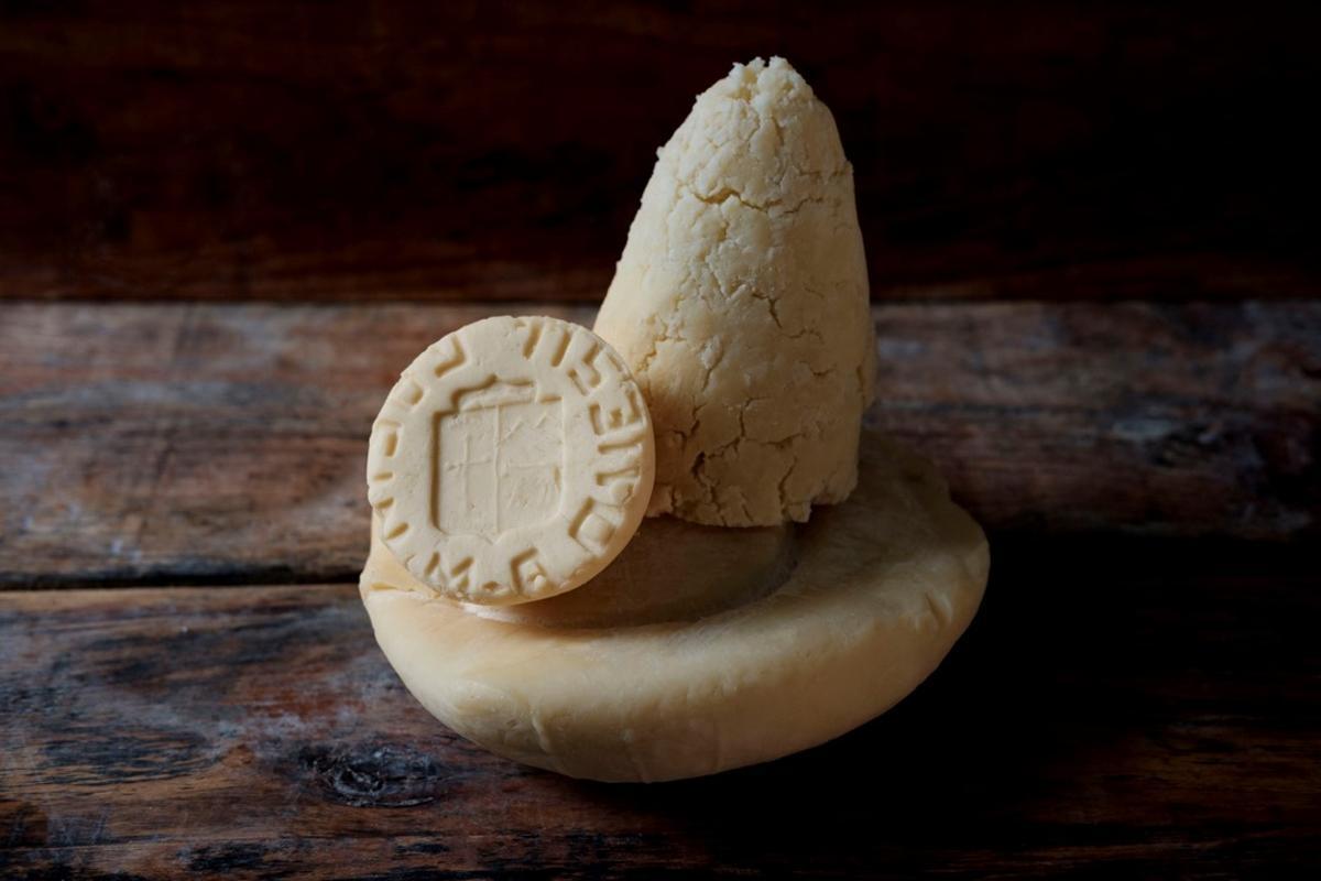Quesu Casín.