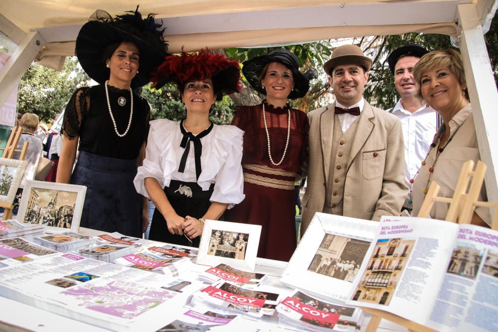 Segunda jornada de la Feria Modernista de Alcoy