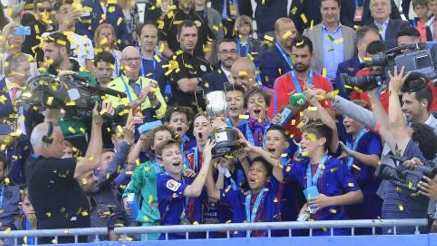 El Barcelona se proclamó campeón del torneo al ganar al Espanyol.