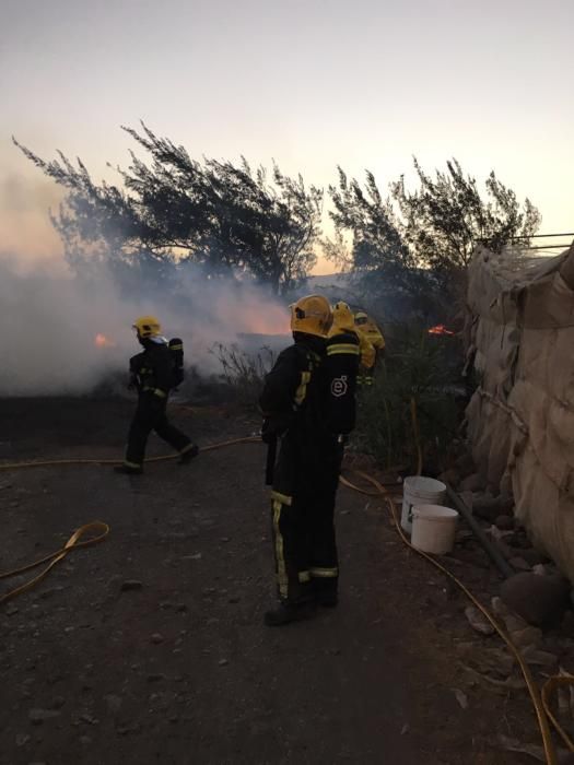 Incendio de rastrojos en Ingenio