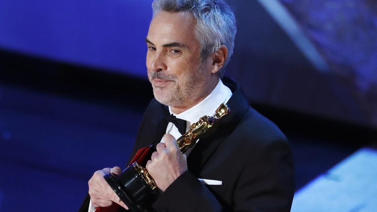 alfonso cuaron 2019-02-25t022430z 1457235984 hp1ef2p06ottp rtrmadp 3 awards-oscars