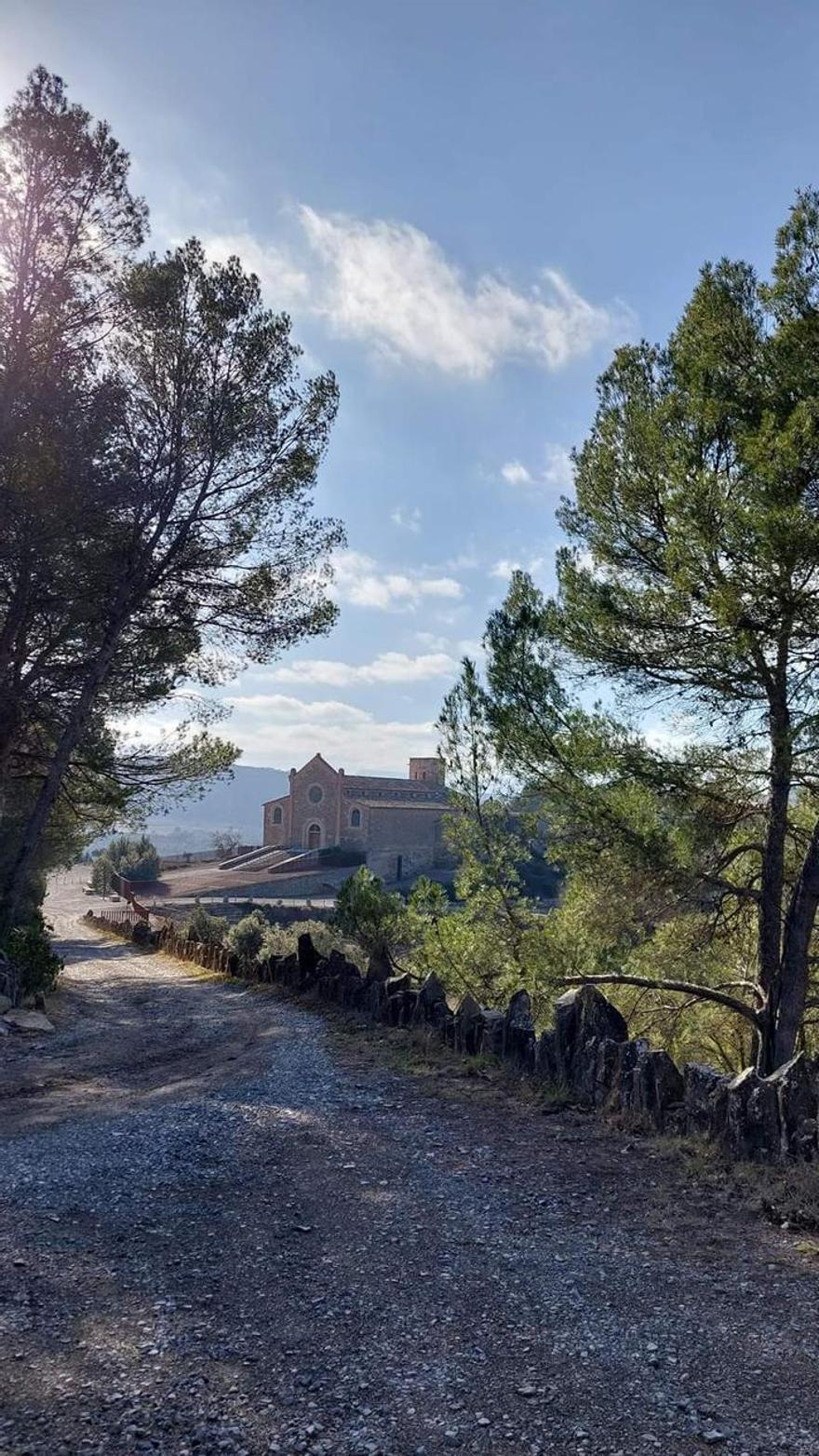 Boniques vistes, Sant Sadurní terme de Callús. F