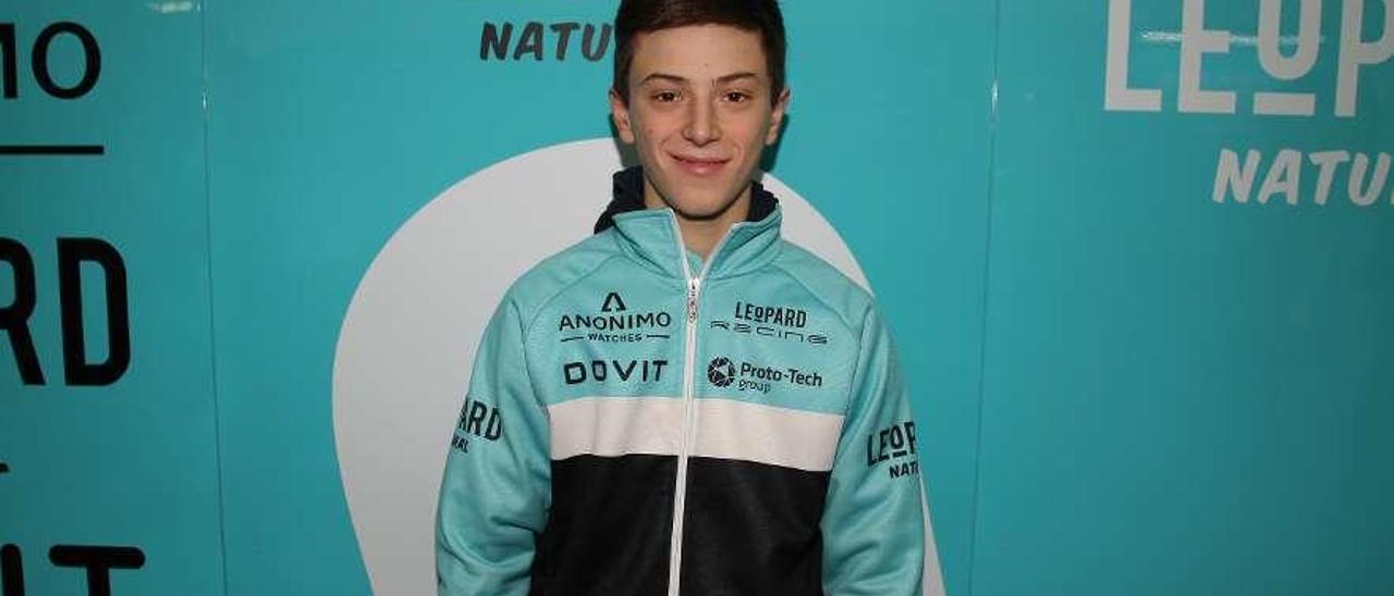 Álex Díez, ya con su nuevo equipo, el Leopard Team, con el que correrá el Mundial junior de Moto 3.