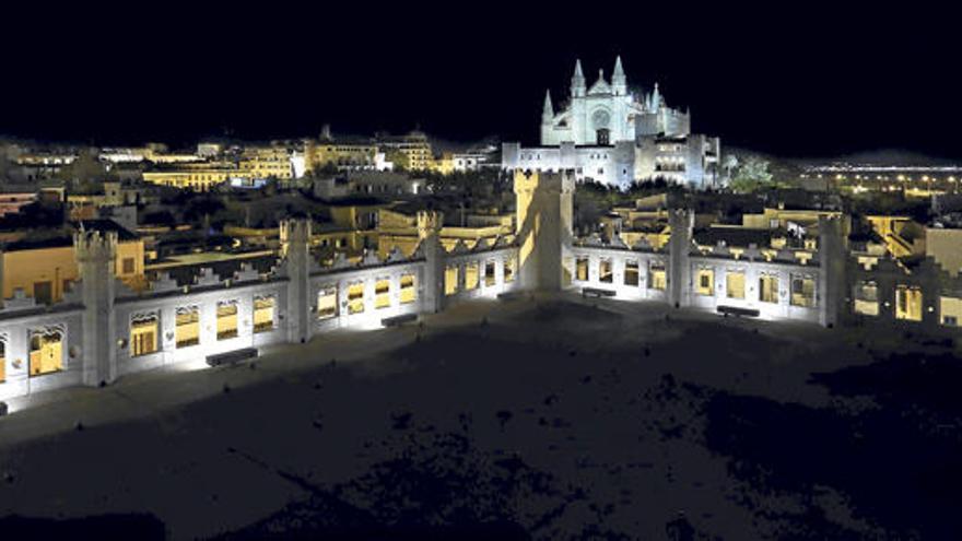 Diesen Blick gibt es nicht zweimal: die Kathedrale von Palma vom Dach der Lonja aus gesehen.