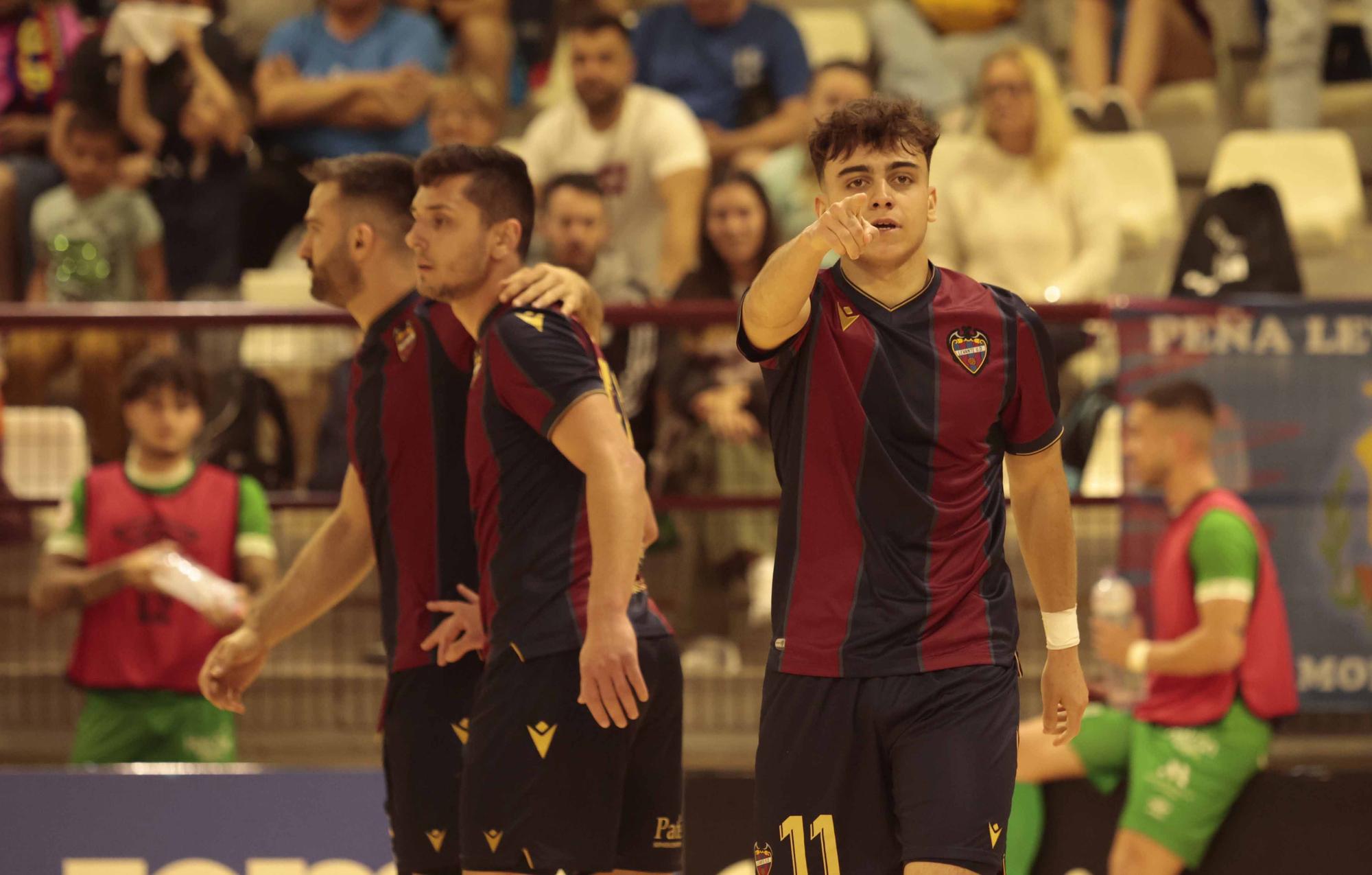 Levante UDFS - CD UMA Antequera