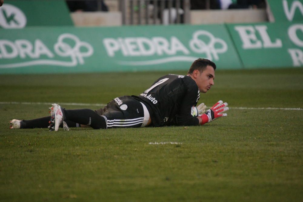 El partido entre el Córdoba y el Oviedo, en imágenes